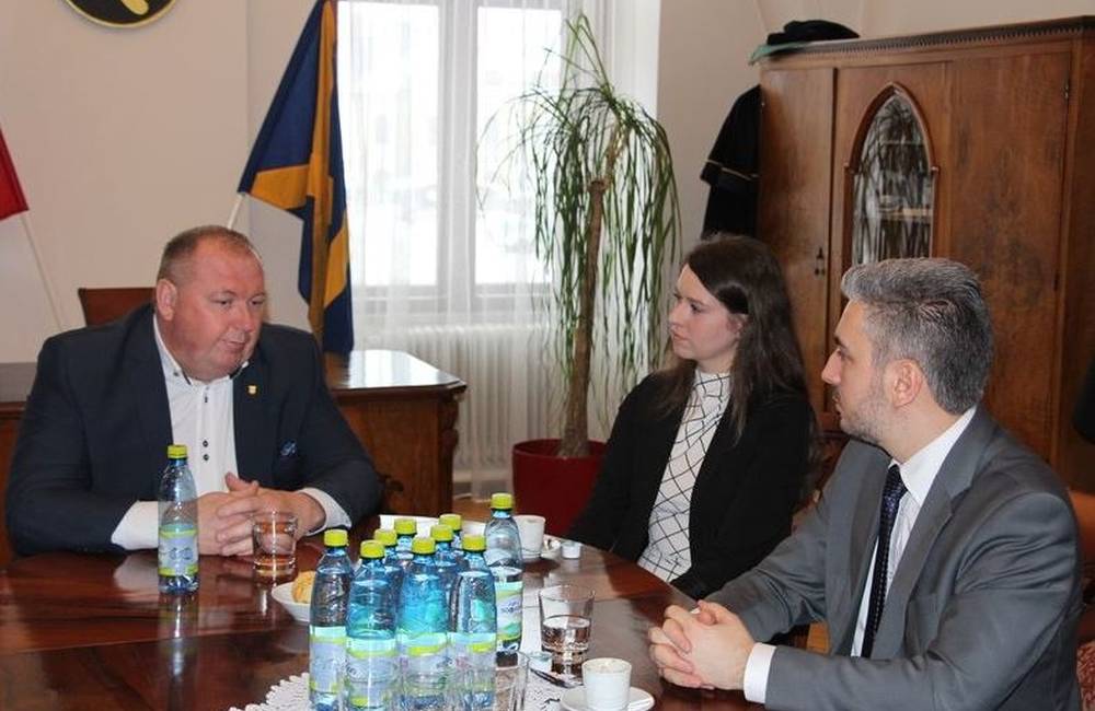 Predseda Košického samosprávno kraja v rámci návštevy inštitúcií KSK navštívil Rožňavu