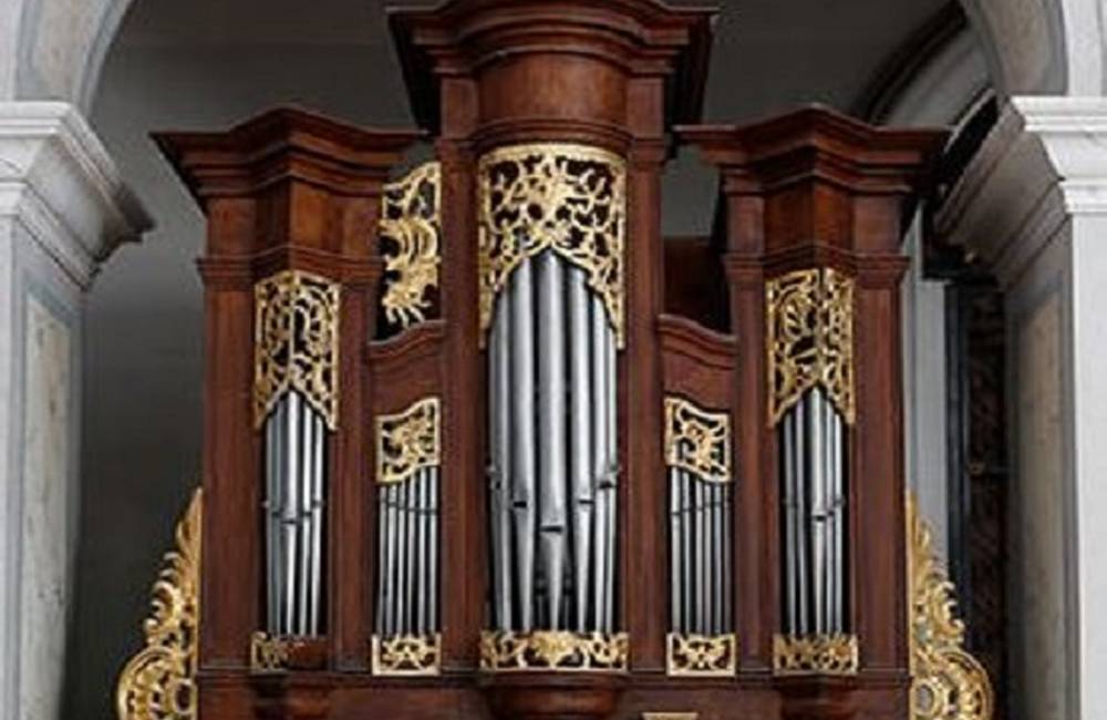 V kaplnke na hrade Krásna Hôrka sa zachoval organ z 18. storočia, pomôžte ho zreštaurovať