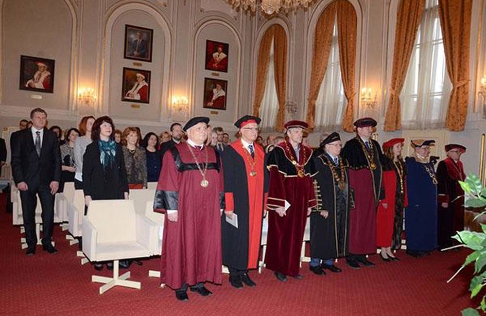 UPJŠ udelila čestný titul doctor honoris causa svetovo uznávanej osobnosti právnej  filozofie