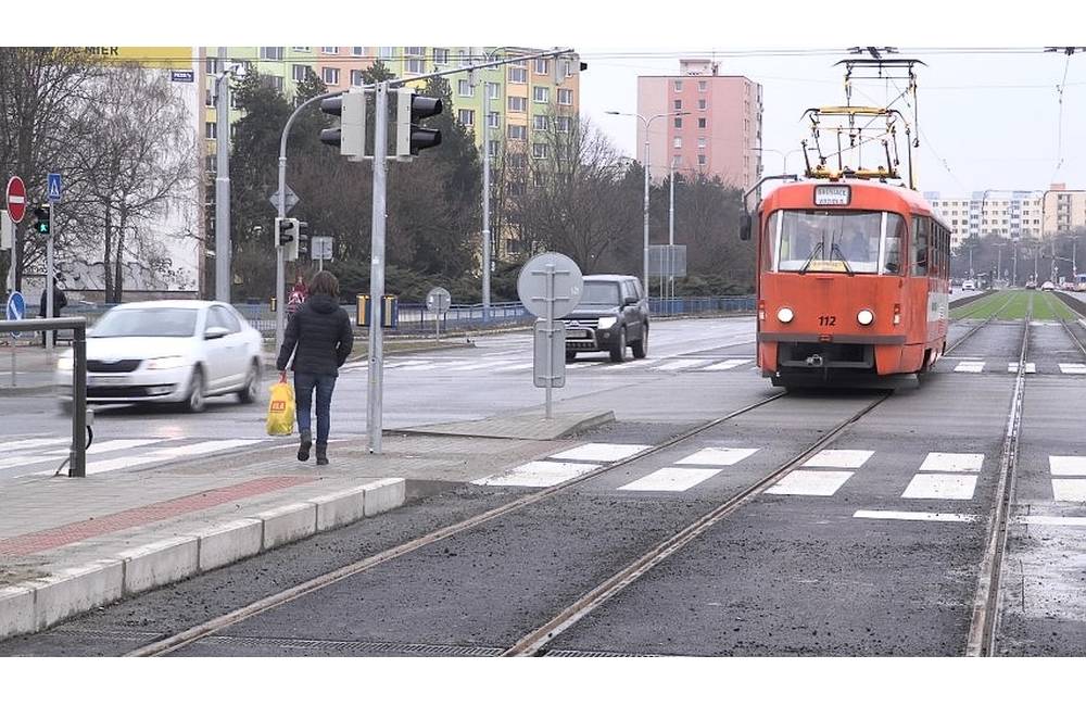 V apríli by mala po Triede SNP prejsť prvá električka, následne bude uzavretá križovatka Moldavská