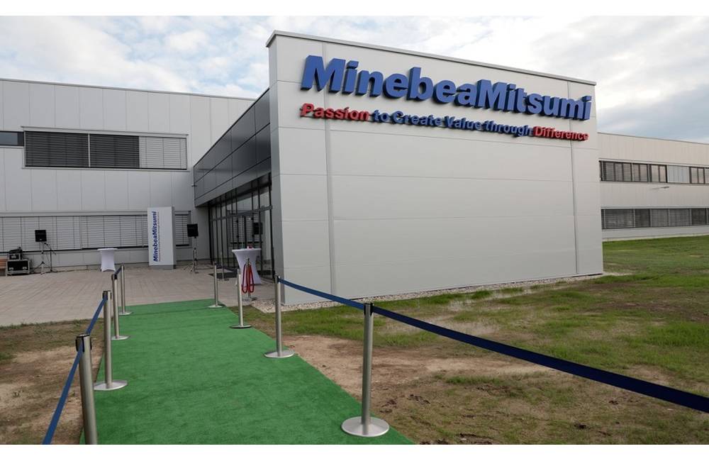 Foto: Výrobný závod spoločnosti Minebea v Košiciach zamestná viac ako 1100 nových zamestnancov