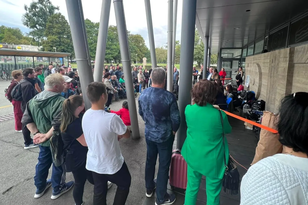 Zabudnutý mobil či kufor plný prekvapení môže byť váš. Stačí si ho vydražiť na burze strát a nálezov na košickej stanici