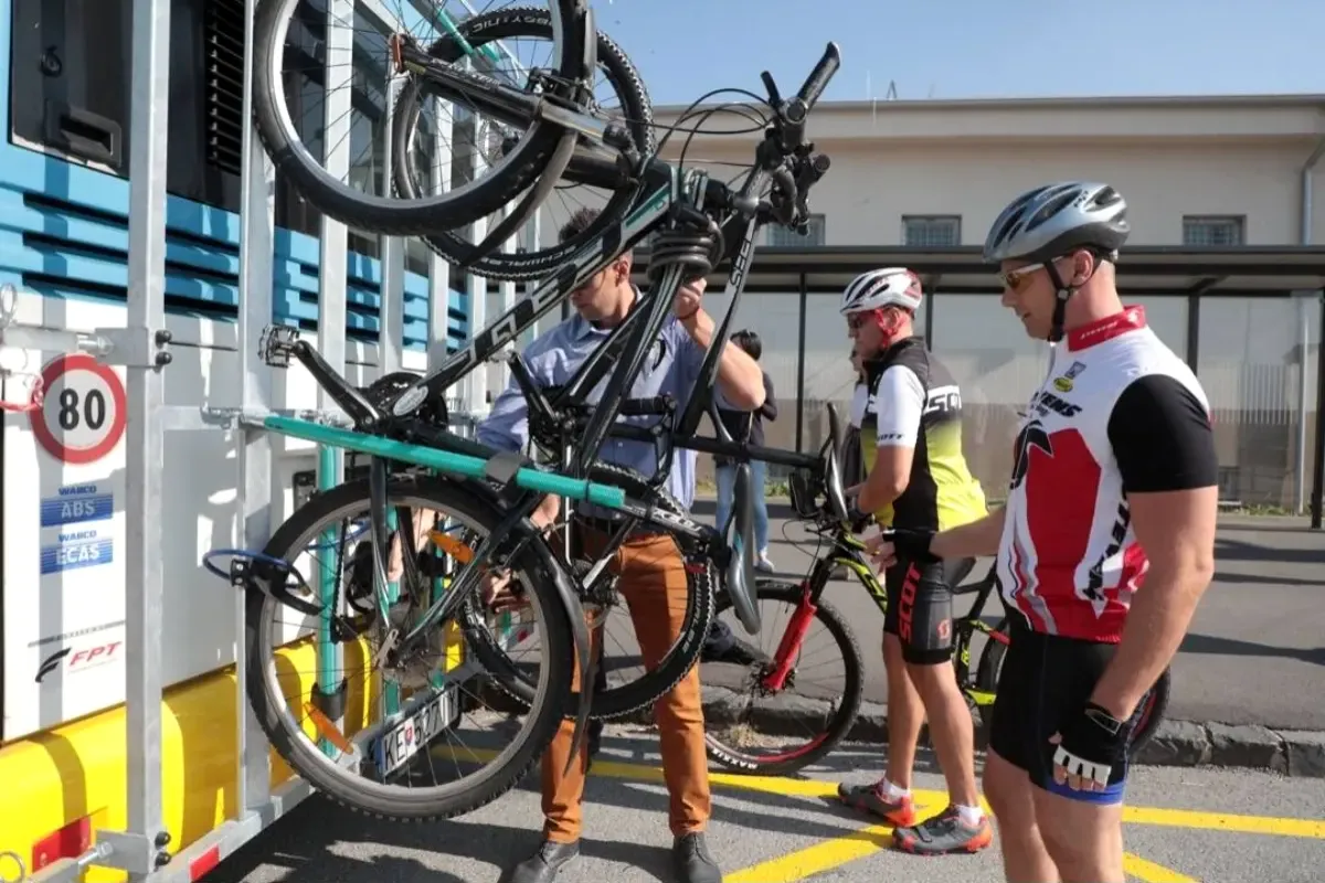 Košičania, vyťahujte bicykle. Cyklobus vás odvezie z mesta až k obľúbenými cyklotrasám, pribudli novinky