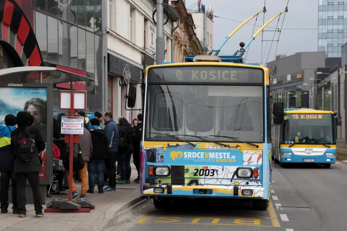 Ako to je s trolejbusmi v Košiciach? Cestujúci by ich s radosťou uvítali späť, poslankyňa upozorňuje na toto