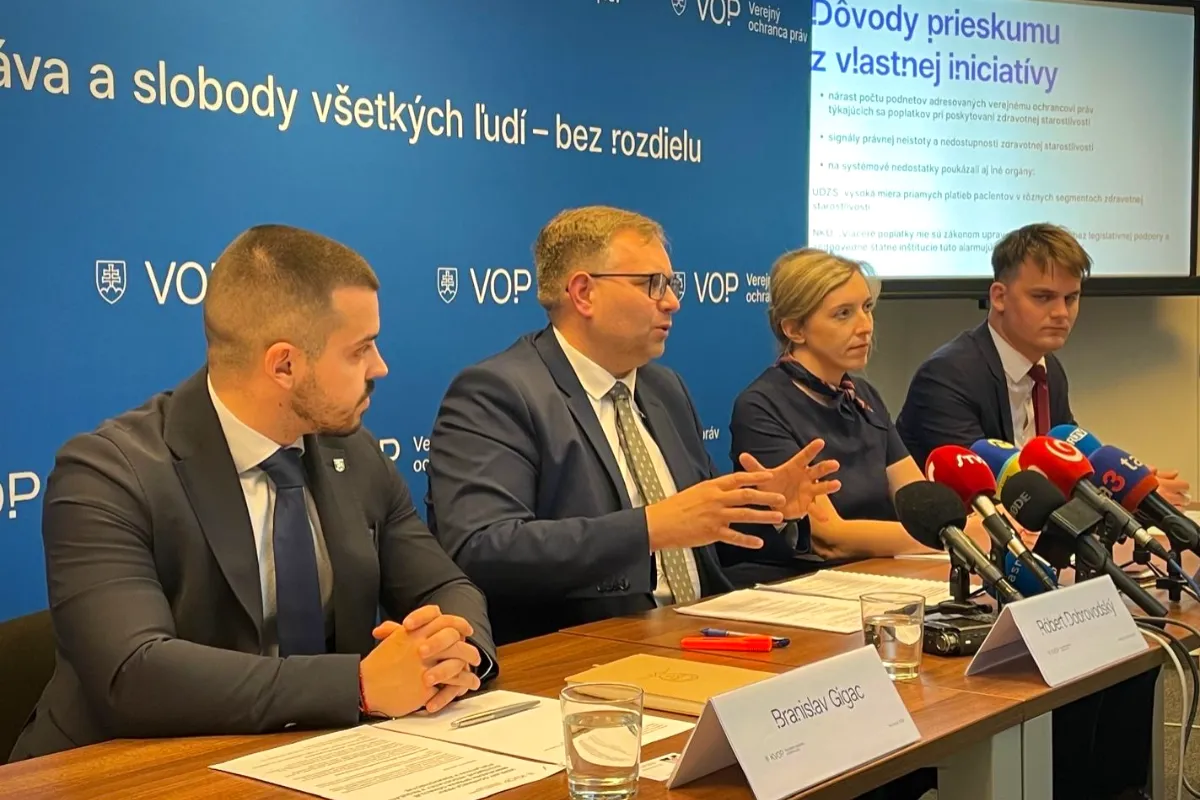 Ombudsman žiada poslancov, aby riešili situáciu v ambulanciách. Pacienti na východe často netušia, za čo platia