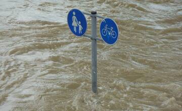 V Košickom kraji sa zvýšilo riziko povodní. Čo robiť, ak vás zasiahli záplavy? 