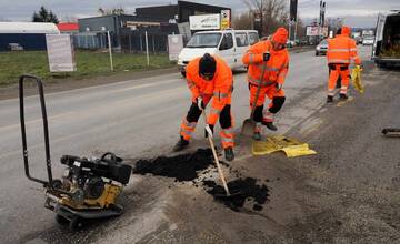 Mesto Košice zápasí s výtlkmi. Do opravy ciest plánuje investovať takmer 4 milióny