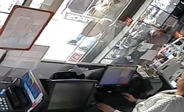 VIDEO: Polícia pátra po neznámej žene, ktorá navštívila košickú prevádzku. Videli ste ju?