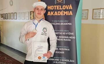 VIDEO: Kuchár Dávid zo Spiša zaujal svetových odborníkov. V kulinárskej súťaži si „upiekol" bronzovú medailu