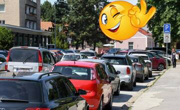 VIDEO: Máte problémy s parkovaním? Takto to zvládnete ľavou zadnou