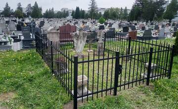 FOTO: Na cintoríne v Trebišove pribudlo lapidárium. Viete, na čo poslúži?