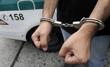 Nákup zadarmo? Namiesto tašiek použil vrecká. Zlodej však neunikol pozornému košickému policajtovi