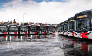 Košičania sa môžu tešiť na nové klimatizované elektrobusy. Kedy prídu na rad legendárne trolejbusy?