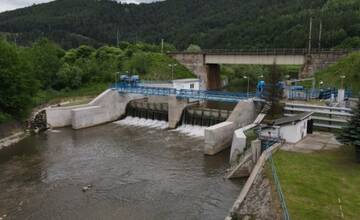 Vodnú hrádzu v Krompachoch museli odstaviť. Neznámy zlodej kradol, čo mu ruky stačili, na krku má všeobecné ohrozenie