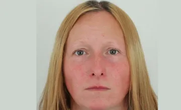 Polícia hľadá nezvestnú Denisu zo Spišskej Novej Vsi. Čelí trestnému stíhaniu za zanedbanie povinnej výživy 