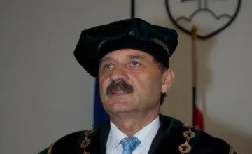 Vo veku 74 rokov zomrel bývalý starosta Cyril Betuš, bojoval s kriminalitou a založil aj policajnú stanicu na sídlisku