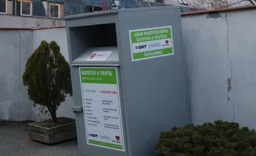 Košické sídliská definitívne prišli o kontajnery na šatstvo, kam s ním teraz?