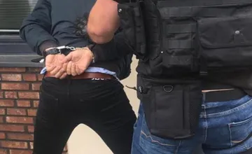 Agresívny muž zaútočil na SBS-karku v obchodnom dome v Košiciach, nebyť jej syna, mohla skončiť zle