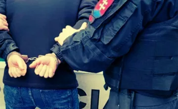 46-ročný Košičan vyčíňal v nočných uliciach. Podpálil 7 kontajnerov, polícia ho chytila aj vďaka vnímavému svedkovi