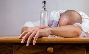 Východniari, ktorých poznačil život s alkoholikom, si pomáhajú navzájom. Kde nájdete podporné skupiny?