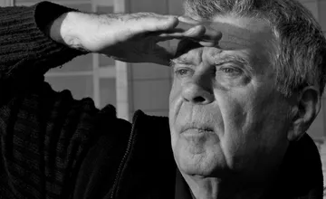 Zomrel herec a zabávač Oldo Hlaváček, kabaretný parťák Krajíčka a bývalý člen Činohry SND