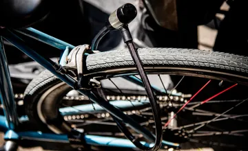 Terasania si kúpili bicykle len pred pár mesiacmi, niekto im ich ukradol zo zamknutej kočikárne