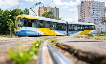 Jazerčanov zaujíma, ako to bude s obratiskom MHD na Meteorovej, začal september a autobusy sa tu otáčajú naďalej