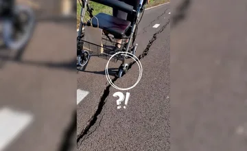 Zemestrasenie alebo fušerina? pýtajú sa Trebišovčania. Pri pohľade na nový chodník za tisíce eur sa chytajú za hlavy