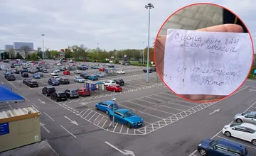 FOTO: Košičanke šuchla na Juhu auto mladučká vodička, nechala jej aj odkaz za stieračom, má to však jeden háčik