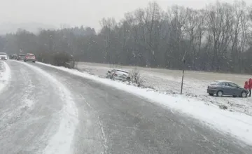 Už o niekoľko hodín sa na cestách Košického kraja vytvorí poľadovica, pretrvá aj v nedeľu