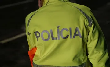 AKTUALIZOVANÉ: Obrovské nešťastie na východe Slovenska. Po zrážke s nákladiakom zomrelo dieťa, vodič po nehode ušiel