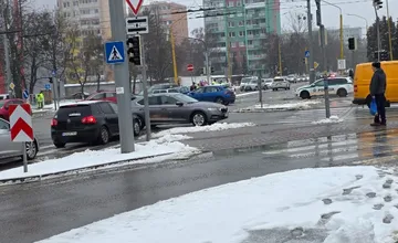 Pri košickom magistráte nefungujú semafory, situáciu komplikuje aj čerstvá nehoda