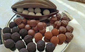 FOTO: Ako chutí nostalgia? V knižnici na východe vystavujú čokolády z čias Československa