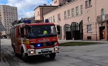 Hasiči prijali hlásenie o požiari kamióna na Zelenom dvore, po príchode na miesto nastal zvrat