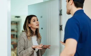 Východniari, na dvere vám môžu za pár dní zaklopať cudzie osoby. Toto budú chcieť zistiť