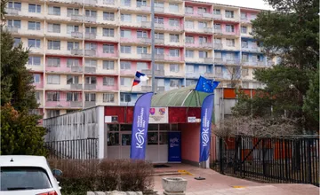 FOTO: Študentské internáty v Košiciach sa menia na krajšie a útulnejšie. Kde sa školáci vyspia v nových izbách?