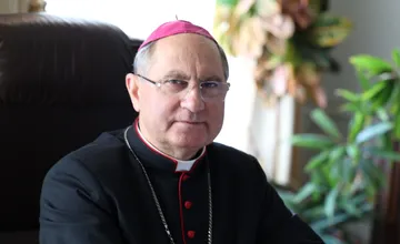 Arcibiskup Bernard Bober podstúpil operačný zákrok v košickom kardiocentre