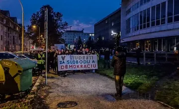 V Košiciach zvolávajú študenti v stredu protest: Zvoníme na poplach, odkazujú a pozývajú všetkých na Hlavnú
