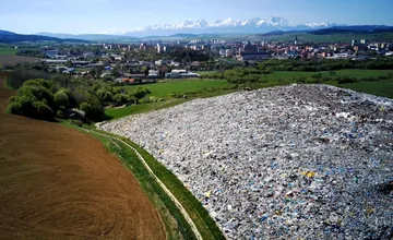 Zo skládky pri Spišskej Novej Vsi bude európsky unikát, na hromade odpadkov zakvitne lúka plná kvetov