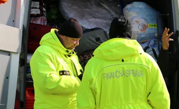 Kriminálka opäť zasahovala v Košiciach, odhalila cigaretový arzenál, páchateľovi teraz hrozí dlhý pobyt v base