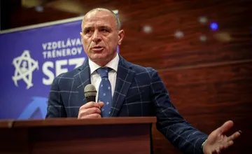 Tréner Calzona končí po 4 rokoch na lavičke slovenskej futbalovej reprezentácie, prezradili to Taliani