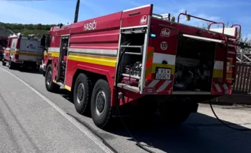 FOTO: Rodina pri Košiciach zažila cez víkend chvíle plné hrôzy, najprv začala horieť tuja, potom dom