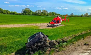 VIDEO: Za Hriadkami došlo k vážnej dopravnej nehode, zasahujú tu všetky záchranné zložky, úsekom neprejdete 