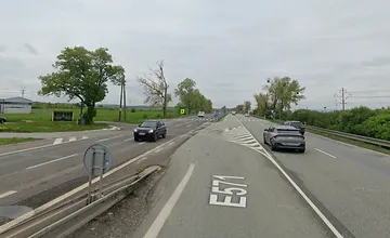 Práce medzi Šacou a Perešom nekončia, opravovať začnú opačný smer. Do Poľova sa dostanete len po obchádzke