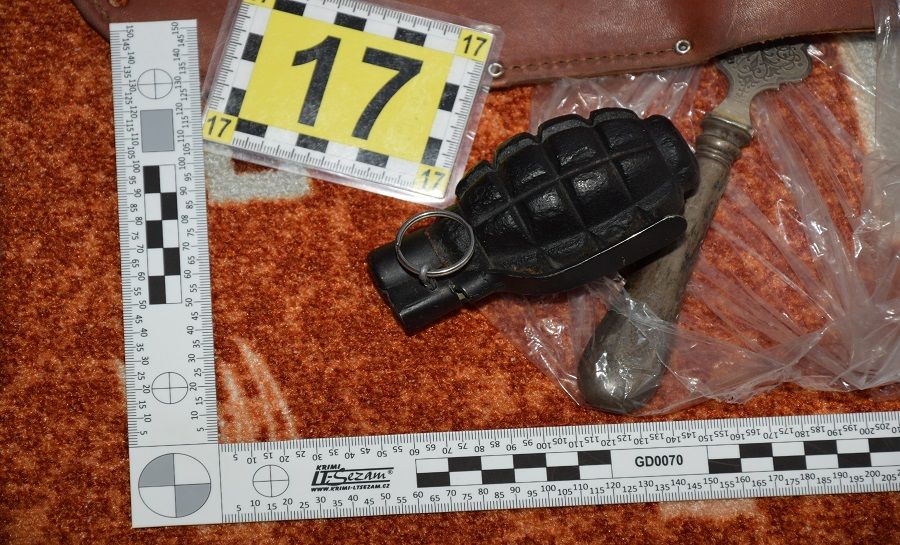 Polícia našla u Michalovčana nelegálne zbrane, foto 4