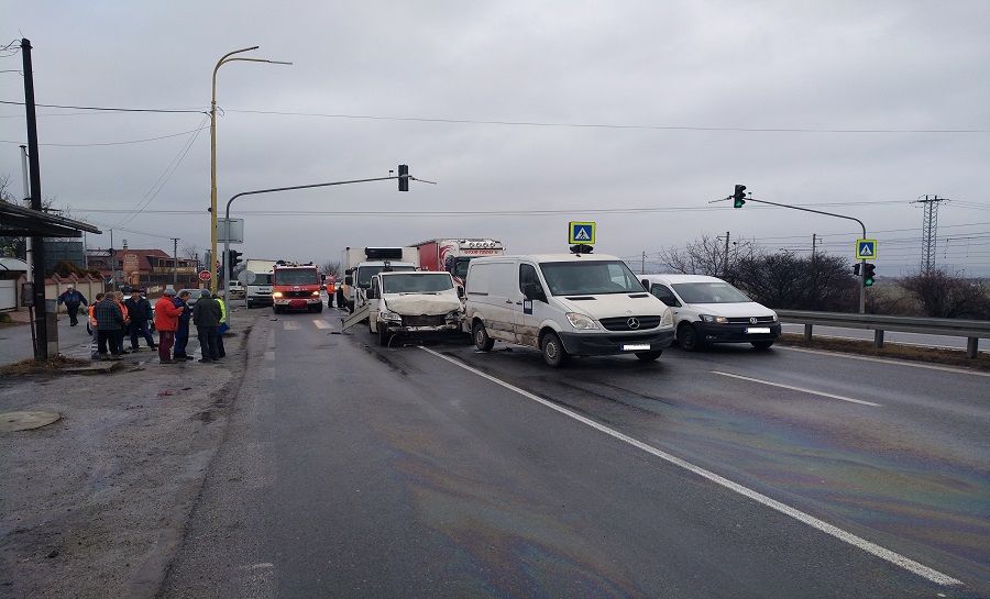 Dopravná nehoda na rýchlostnej ceste Košice Pereš, foto 2