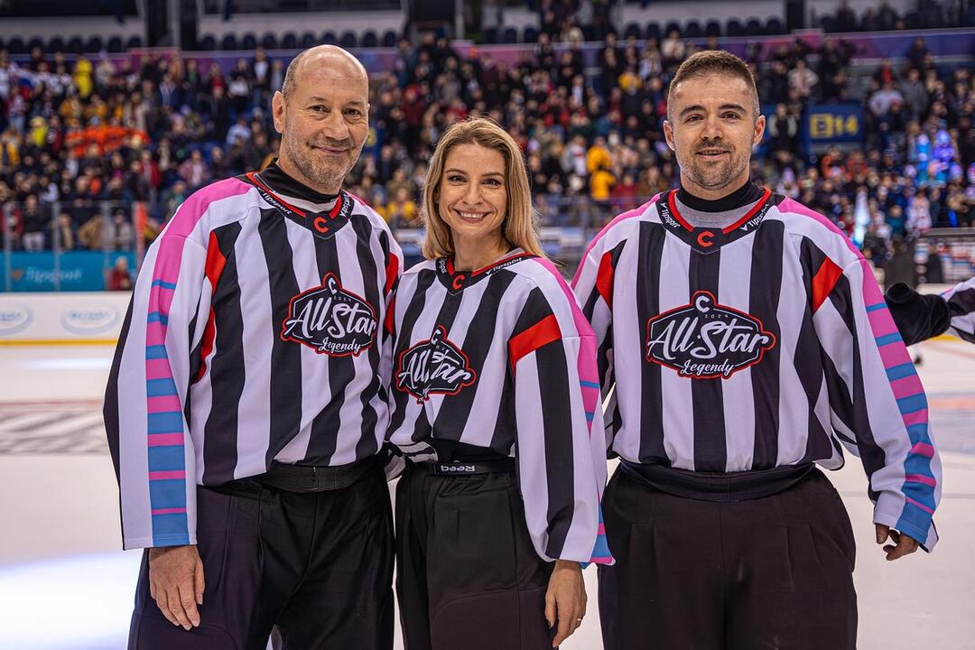 FOTO: Exhibičný zápas slovenských hokejových legiend v Košiciach, foto 16