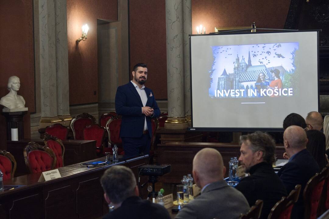 FOTO: Vedenie mesta sa stretlo s predstaviteľmi spoločnosti Nexer Group, foto 3