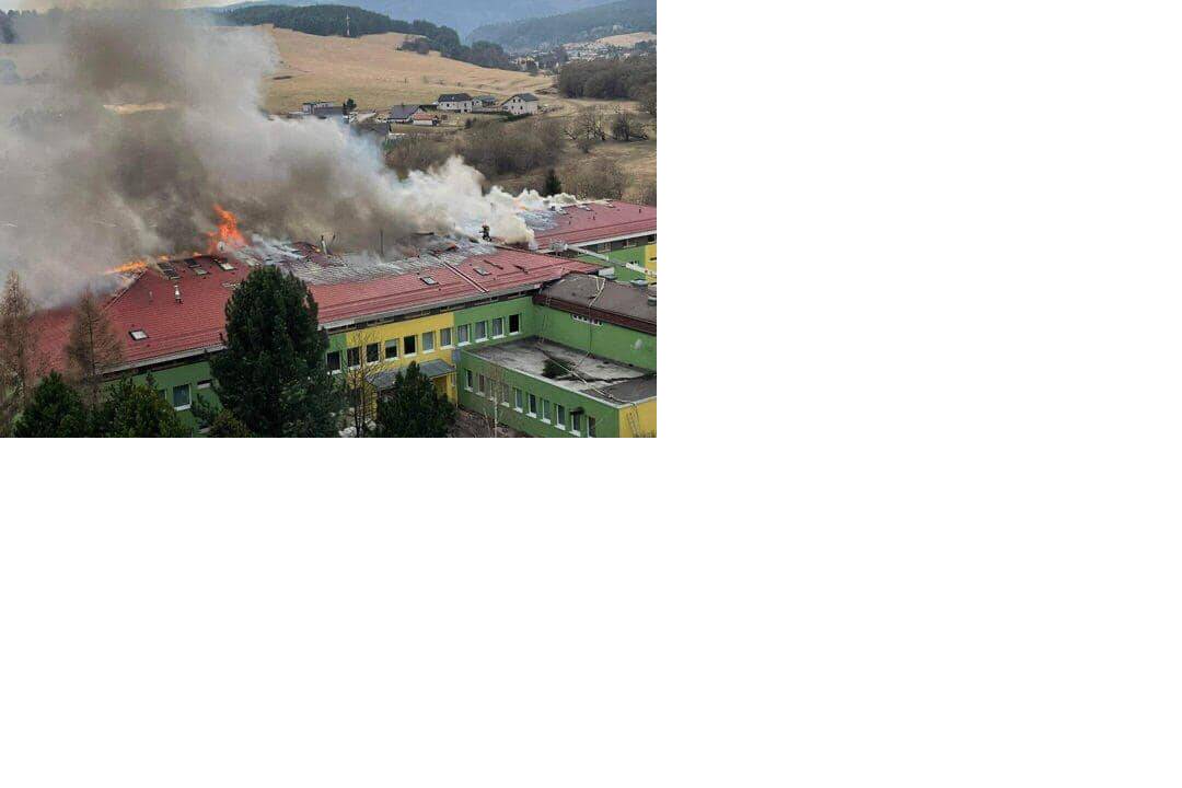 FOTO: Požiar Domu dôchodcov v Spišskej Novej Vsi, foto 1
