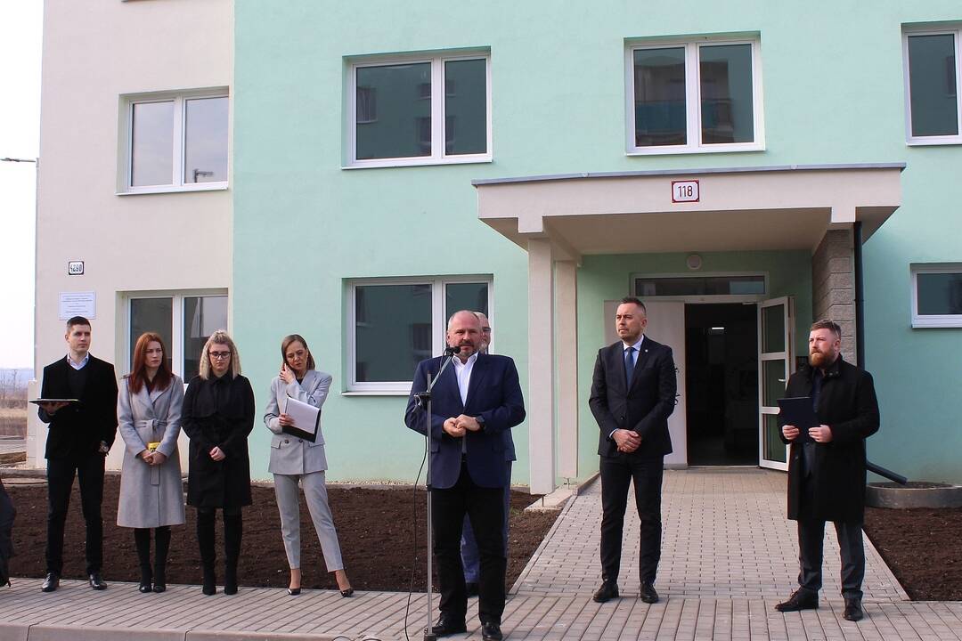 FOTO: V Trebišove postavili nové nájomné byty, foto 4